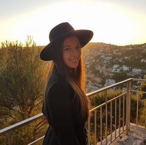 Meet your Posher, Amy